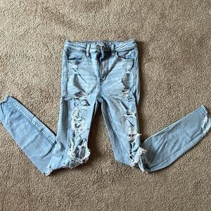 American Eagle Distressed Jeans